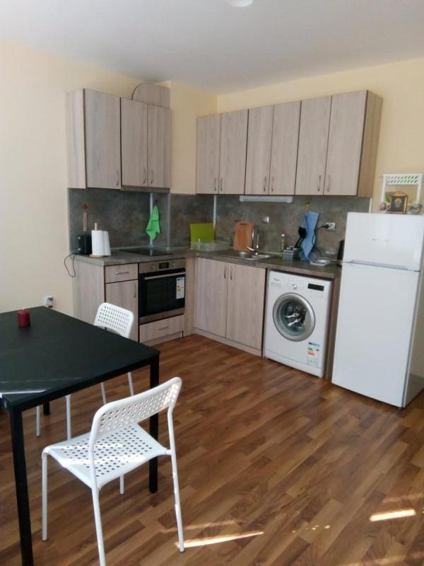 Cozy Apartament Naydenov Lejlighed Burgas City Eksteriør billede